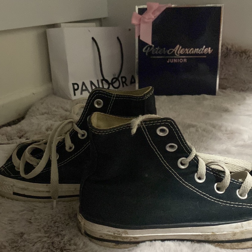 Converse original price $120 - Picture 4 of 4
